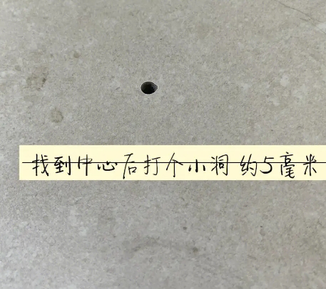 富阳瓷砖空鼓维修公司专业解答在瓷砖铺贴过程中，如果砂料搅拌不均匀，将会带来以下问题